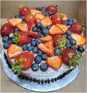 custom cake with fruit